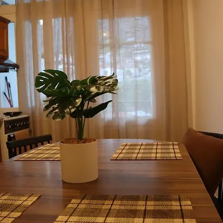 σπίτι με θέα στα μετέωρα Apartment